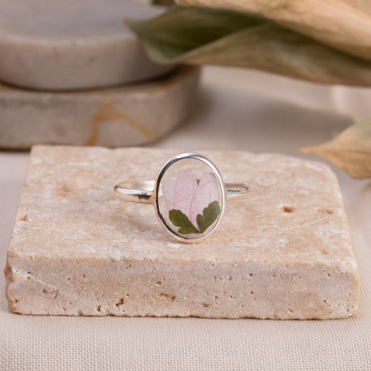 Flower Ring - Pressed Flowers In Resin