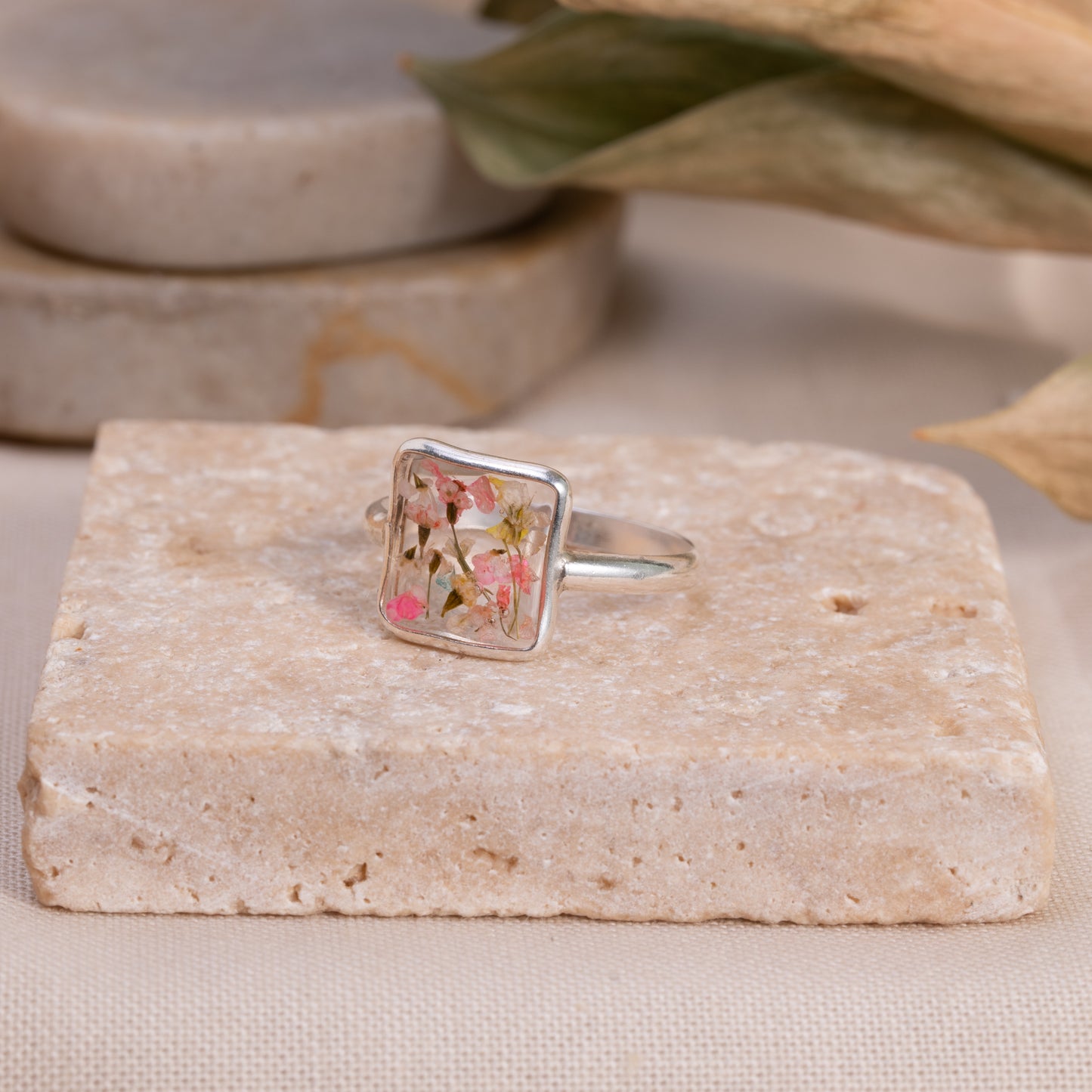 Flower Ring - Tiny Flowers