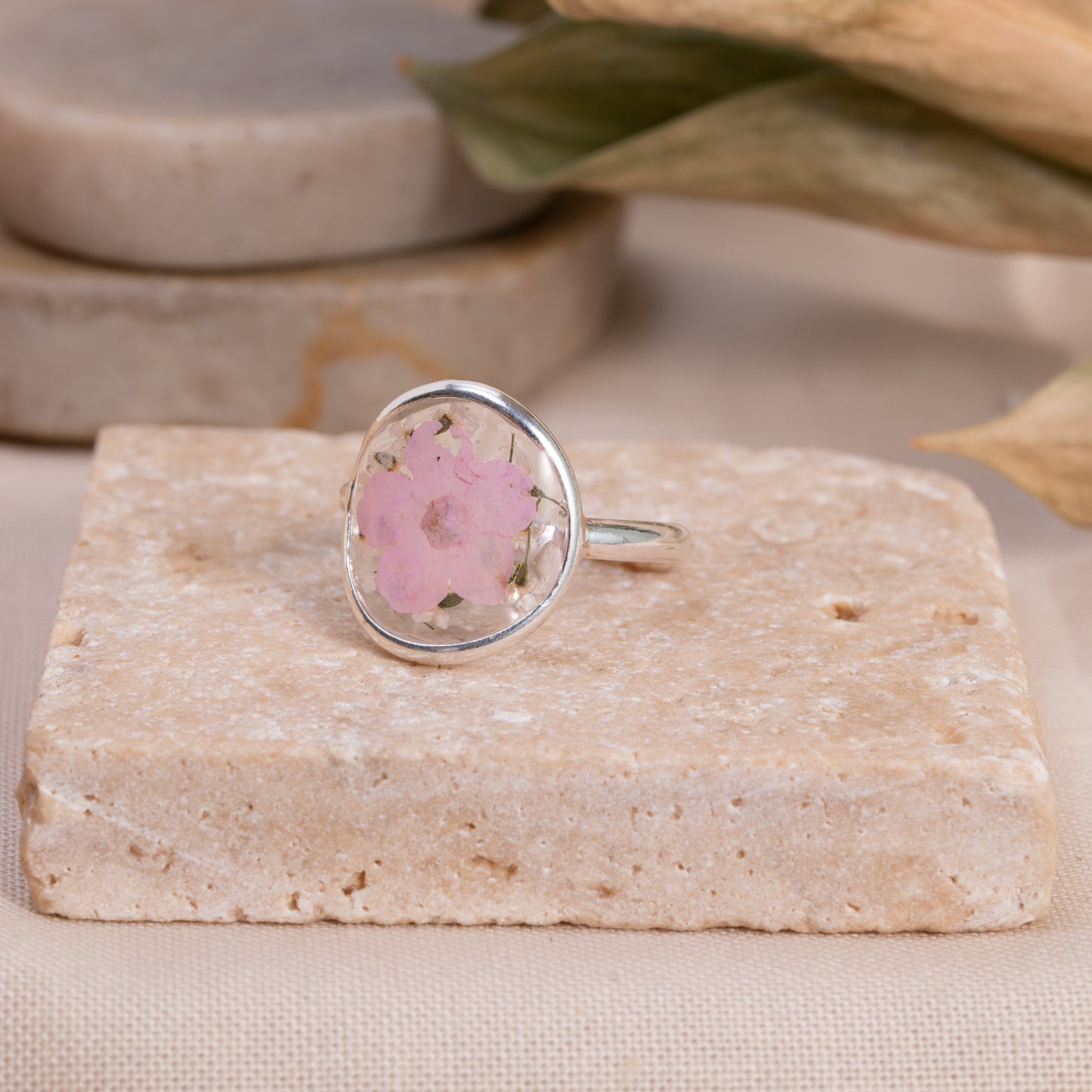 Artisan-Crafted Flower Ring – Real Flower Encased in Resin